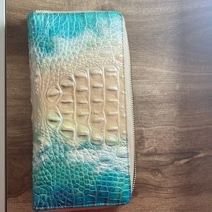 Brahmin Melbourne Skyler Large Travel Wristlet in Ocean Ombré